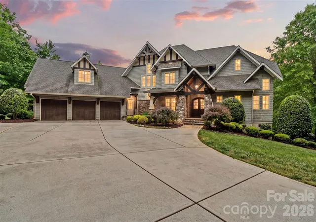 Photo 1 of Single family home for sale at 9105 Is Point Rd, Charlotte, NC 28278 | MLS# 4329226 | Listing updated on 2026-10-26