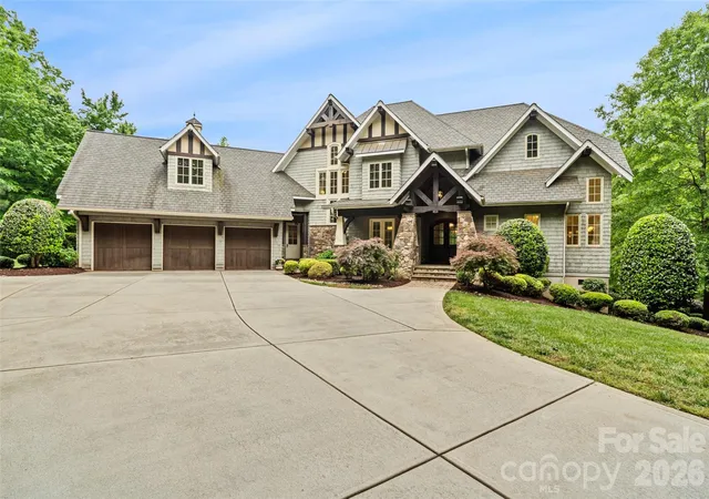 Photo 2 of Single family home for sale at 9105 Is Point Rd, Charlotte, NC 28278 | MLS# 4329226 | Listing updated on 2026-09-01