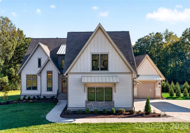 Single family home for sale at 2073 Holbrook Rd, Fort Mill, SC 29715 | MLS# 4329346