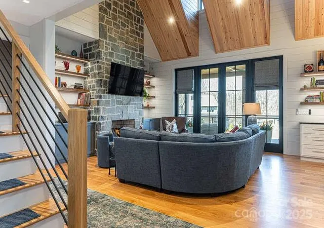 Photo 5 of Single family home for sale at 131 Lodestone Dr, Sylva, NC 28779 | MLS# 4330421 | Listing updated on 2026-04-25