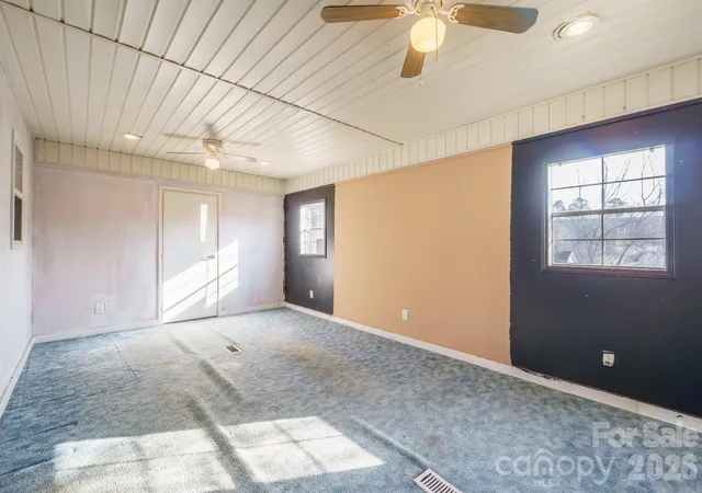Photo 3 of Single family home for sale at 151 Monte Vista Rd, Statesville, NC 28625 | MLS# 4330546 | Listing updated on 2026-08-04