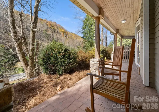Photo 3 of Single family home for sale at 571 Terrys Gap Rd, Fletcher, NC 28732 | MLS# 4330724 | Listing updated on 2026-08-02