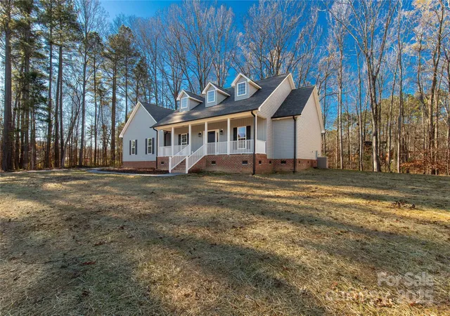 3rd image of 1489 Paraham Rd S, York, SC 29745 | MLS# 4331113
