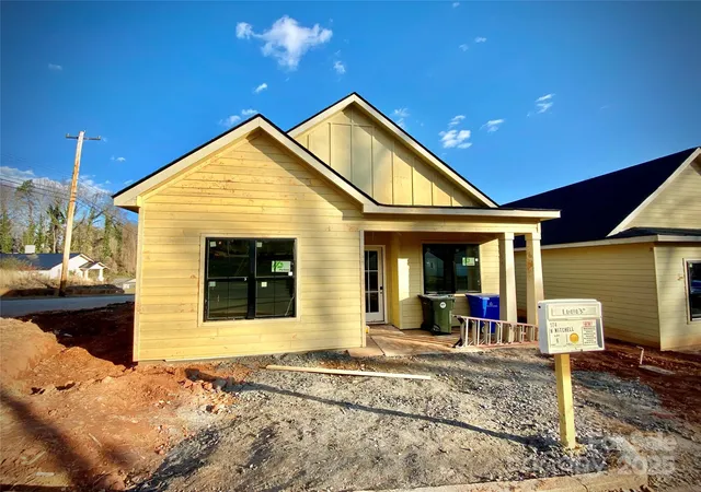 1st image of 174 N Mitchell St, Rutherfordton, NC 28139 | MLS# 4331139