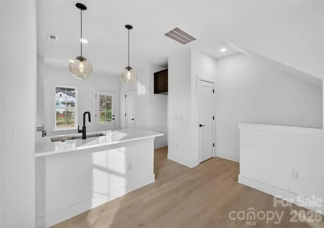 5th image of 1019 Carter Ave #31, Charlotte, NC 28206 | MLS# 4331345