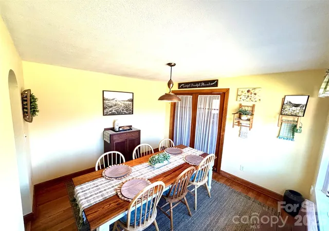 Photo 4 of Single family home for sale at 3391 Asbury Rd, Mount Airy, NC 27030 | MLS# 4331556 | Listing updated on 2026-09-01