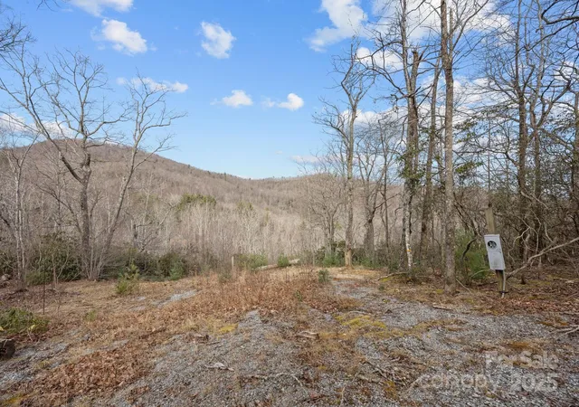 5th image of 1443 Old Mill Rd #8/9, Hendersonville, NC 28792 | MLS# 4331583