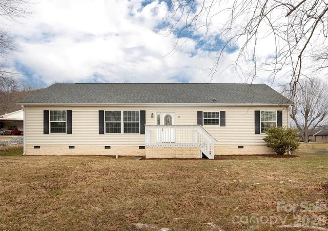 Photo 3 of Single family home for sale at 65 Philips Ct, Fletcher, NC 28732 | MLS# 4331850 | Listing updated on 2026-09-02