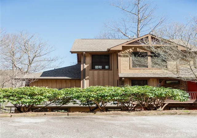 Homes for sale in Tuckasegee, NC | 100 Saddle Notch Ln #A1, Tuckasegee, NC 28783 | MLS# 4332104