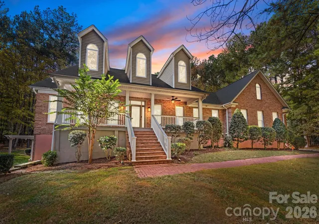 Photo 2 of Single family home for sale at 3120 King Olaf Dr, Waxhaw, NC 28173 | MLS# 4332250 | Listing updated on 2026-02-26