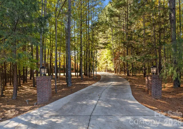 Photo 3 of Single family home for sale at 3120 King Olaf Dr, Waxhaw, NC 28173 | MLS# 4332250 | Listing updated on 2026-02-26