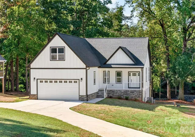 Photo 1 of Single family home for sale at 7663 Keistlers Store Rd, Sherrills Ford, NC 28673 | MLS# 4332366 | Listing updated on 2026-09-29