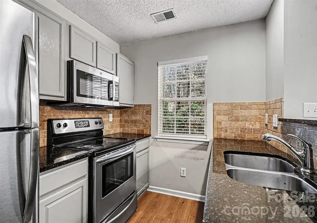 Photo 2 of Townhouse for sale at 1825 Birch Hts Ct, Charlotte, NC 28213 | MLS# 4332551 | Listing updated on 2026-09-02