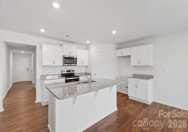 Photo 3 of Single family home for sale at 135 Wildbrook Dr, Waynesville, NC 28785 | MLS# 4332579 | Listing updated on 2026-10-05