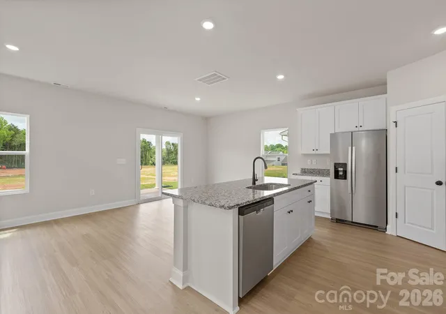 Photo 4 of Single family home for sale at 3471 Saddlebred Dr, Gastonia, NC 28052 | MLS# 4332717 | Listing updated on 2026-10-02
