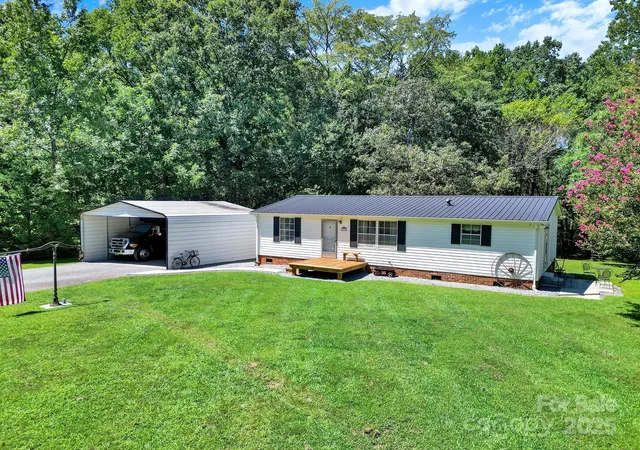 Photo 3 of Single family home for sale at 1219 Neely Smith Ln, Gastonia, NC 28056 | MLS# 4332846 | Listing updated on 2026-08-01