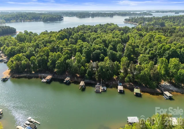 Homes for sale in Denver, NC | 4685 Eagle Pointe Ct, Denver, NC 28037 | MLS# 4332859