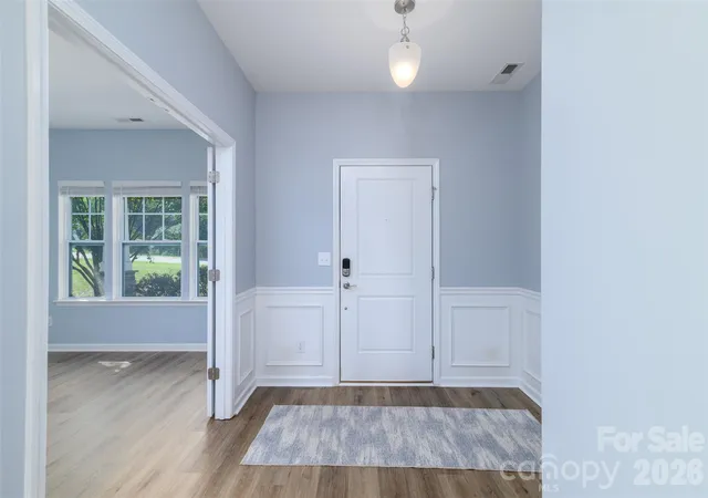 Photo 3 of Single family home for sale at 7129 Dove Fld Ln, Fort Mill, SC 29707 | MLS# 4332862 | Listing updated on 2026-10-20