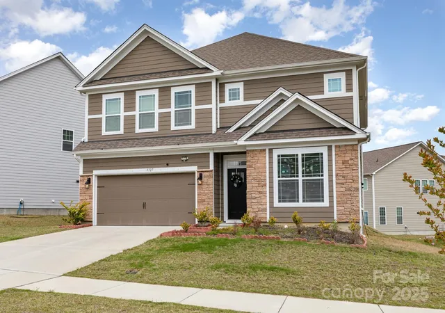 2nd image of 9727 White Chapel Dr Nw, Concord, NC 28027 | MLS# 4333177