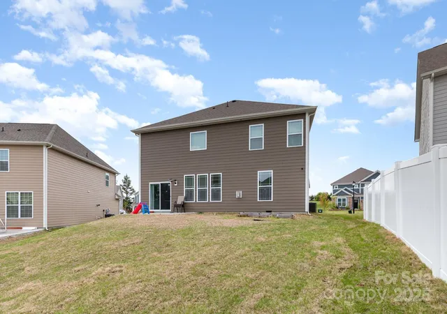 32nd image of 9727 White Chapel Dr Nw, Concord, NC 28027 | MLS# 4333177