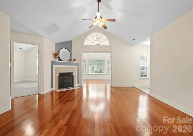 1st image of 5518 Prosperity View Dr, Charlotte, NC 28269 | MLS# 4333321