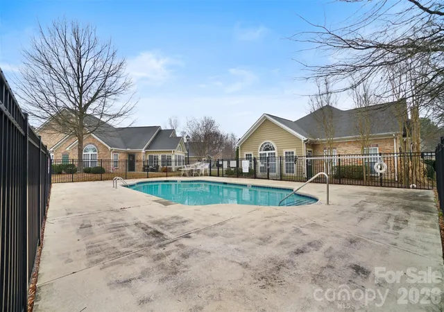 33rd image of 5518 Prosperity View Dr, Charlotte, NC 28269 | MLS# 4333321