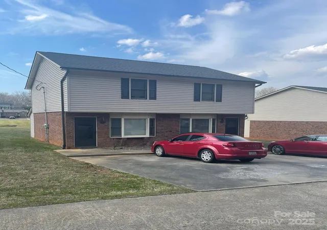 Photo 3 of Sale Pending at 484 Willow Spring Ln #A, Rock Hill, SC 29730 | MLS# 4333394 | Listing updated on 2026-08-31