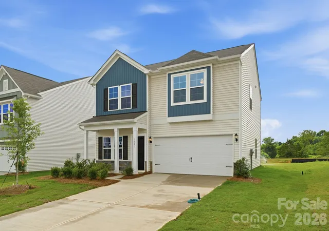 Photo 2 of Single family home for sale at 1641 Piper Crk Ave, Newton, NC 28658 | MLS# 4333408 | Listing updated on 2026-09-20