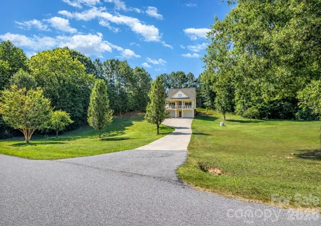 Homes for sale in York, SC | 556 Peaceful Creek Dr, York, SC 29745 | MLS# 4333441
