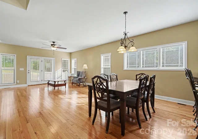 Photo 5 of Single family home for sale at 556 Peaceful Crk Dr, York, SC 29745 | MLS# 4333441 | Listing updated on 2026-07-31