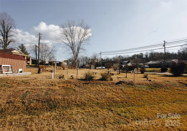 Homes for sale in Marion, NC | 63 Clear Creek Rd, Marion, NC 28752 | MLS# 4333623