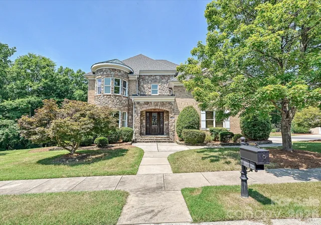 Photo 47 of Single family home for sale at 6806 Larrisa Ct, Charlotte, NC 28226 | MLS# 4333871 | Listing updated on 2026-08-16