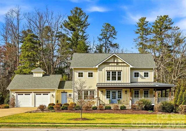 Homes for sale in Flat Rock, NC | 74 Shipman Pkwy, Flat Rock, NC 28731 | MLS# 4333958