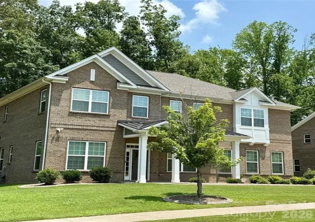 2nd image of 2044 Sweet William Dr, Harrisburg, NC 28075 | MLS# 4334034
