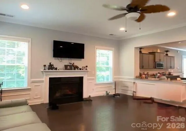4th image of 2044 Sweet William Dr, Harrisburg, NC 28075 | MLS# 4334034