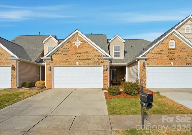 Homes for sale in Fort Mill, SC | 335 Garnet Ct, Fort Mill, SC 29708 | MLS# 4334059