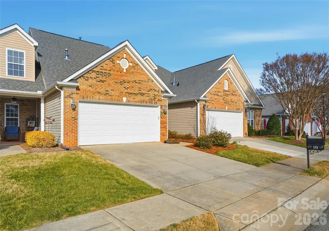 Homes for sale in Fort Mill, SC | 335 Garnet Ct, Fort Mill, SC 29708 | MLS# 4334059