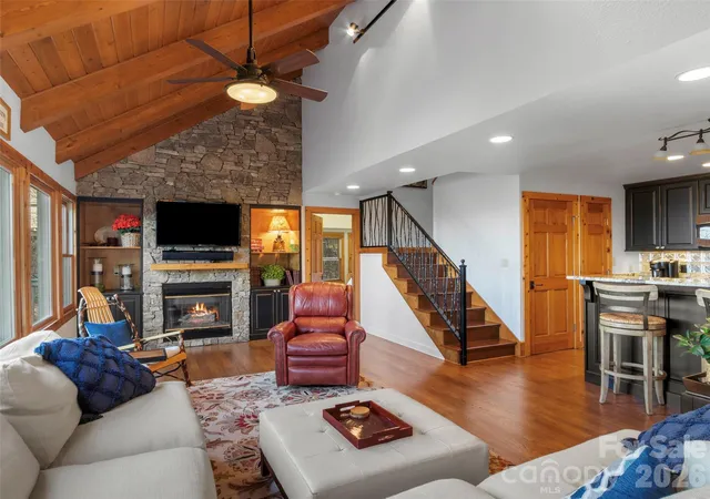 Photo 3 of Single family home for sale at 71 Ivy Ridge Rd, Burnsville, NC 28714 | MLS# 4334106 | Listing updated on 2026-08-13