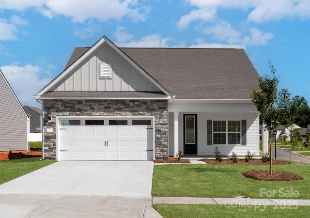 Photo 3 of Single family home for sale at 124 Rills Xing Way, Troutman, NC 28166 | MLS# 4334341 | Listing updated on 2026-09-24