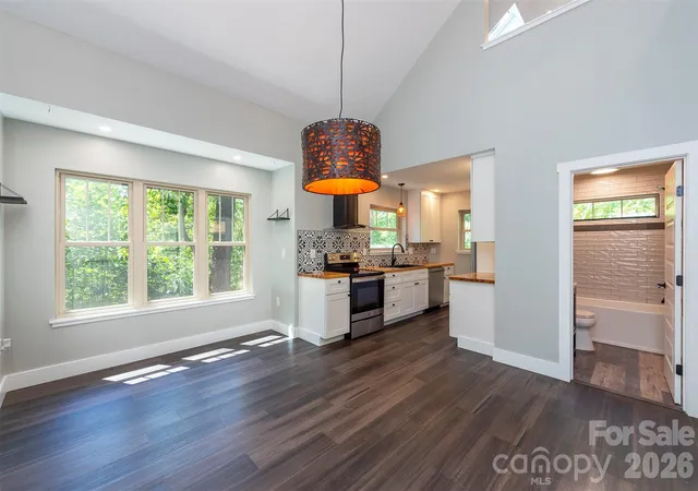 4th image of 115 Bartram Wy, Black Mountain, NC 28711 | MLS# 4334458
