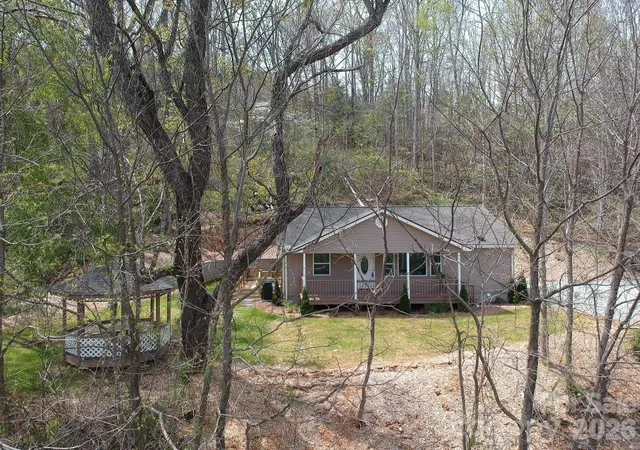 27th image of 841 B Charlotte Hwy, Fairview, NC 28730 | MLS# 4334477