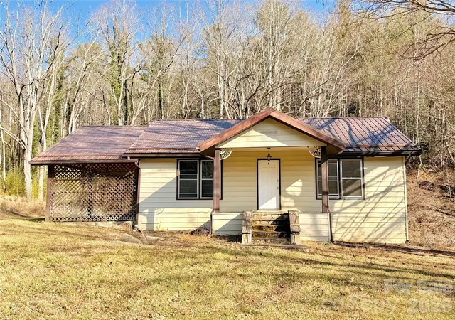 Homes for sale in Marion, NC | 76 Ed Sneed Dr, Marion, NC 28752 | MLS# 4334495