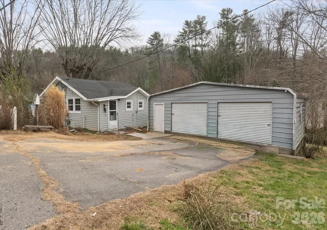 1st image of 16 Sycamore St, Asheville, NC 28804 | MLS# 4334704
