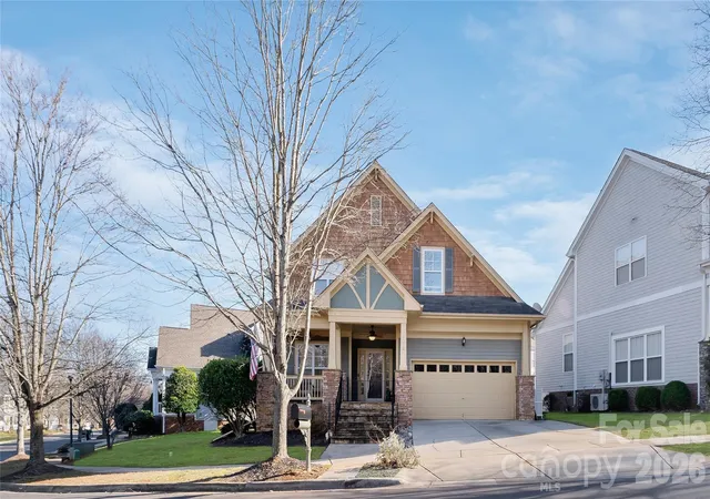 Photo 3 of Single family home for sale at 172 Water Oak Dr, Mooresville, NC 28117 | MLS# 4335397 | Listing updated on 2026-09-20