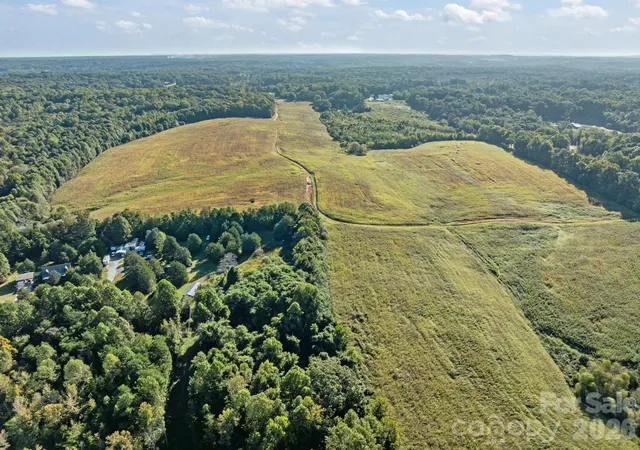 Photo 4 of Sale Pending at 9135 US 220 Alternate Hwy N, Seagrove, NC 27341 | MLS# 4335691 | Listing updated on 2026-06-03