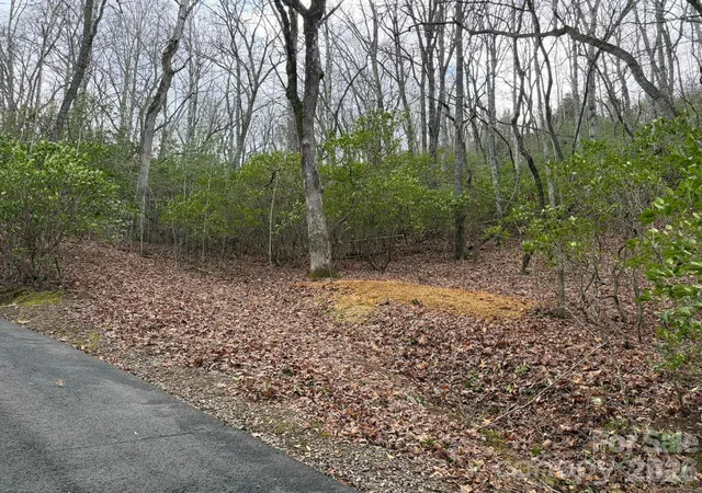 Photo 3 of Land for sale at 0 Crescent Ridge, Franklin, NC 28734 | MLS# 4335711 | Listing updated on 2026-02-04