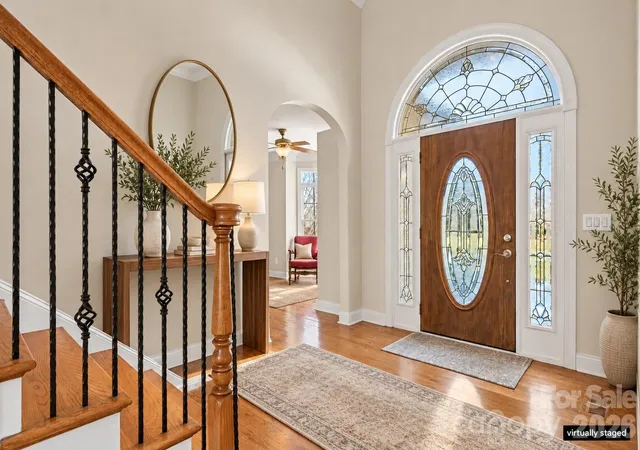 Photo 4 of Single family home for sale at 2301 Willow Crk Dr, Newton, NC 28658 | MLS# 4335777 | Listing updated on 2026-10-04