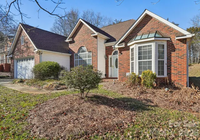 Homes for sale in Charlotte, NC | 12408 Sandringham Pl, Charlotte, NC 28262 | MLS# 4335846