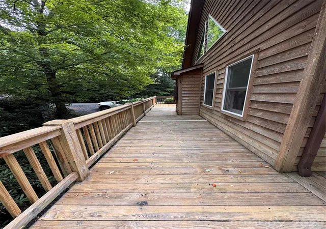 Photo 36 of Single family home for sale at 128 Hillcrest Rd, Newland, NC 28657 | MLS# 4336111 | Listing updated on 2026-07-30