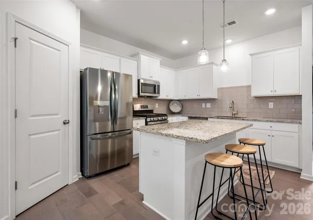 Homes for sale in Matthews, NC | 215 Harpers Run Ln, Matthews, NC 28104 | MLS# 4336514